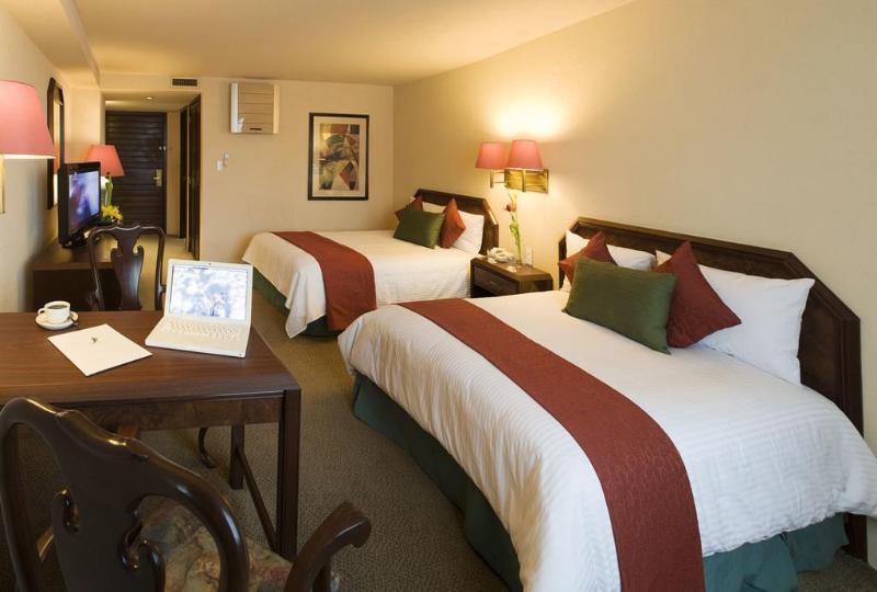 La Joya Pachuca Hotel Kültér fotó A typical hotel room